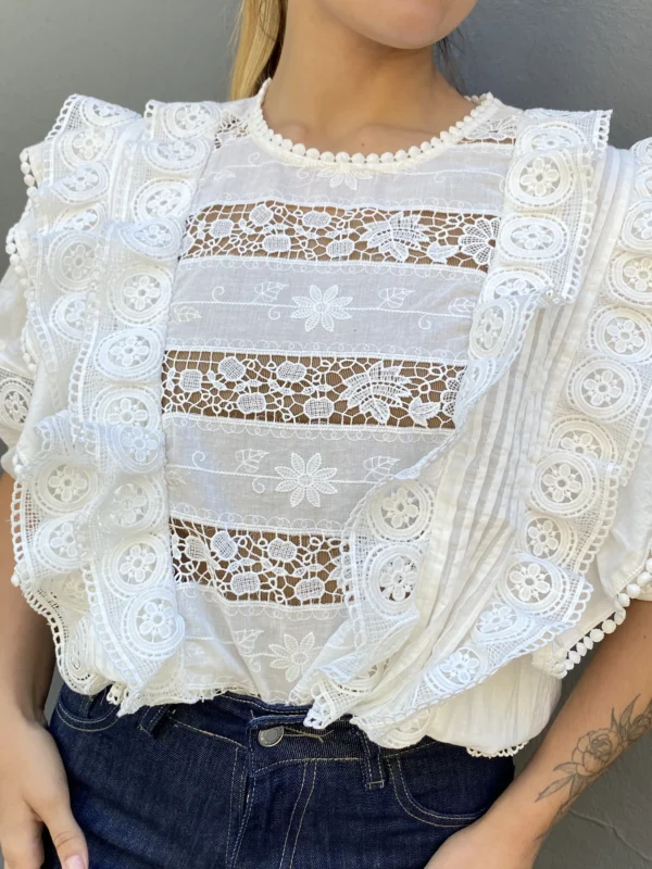 Blusa broderie