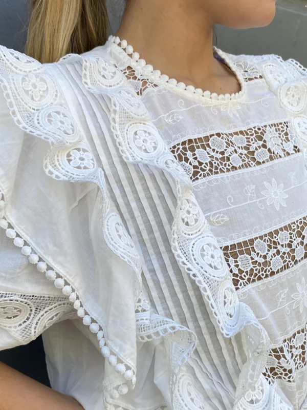 Blusa broderie