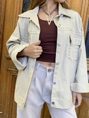Campera tachas