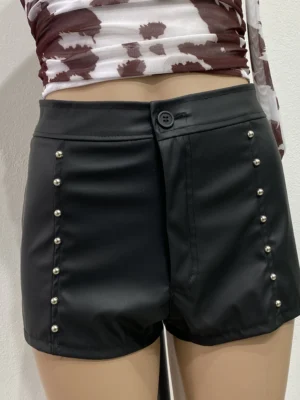 Short tachas